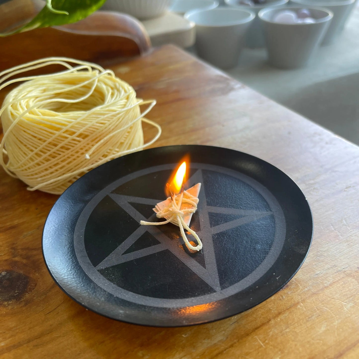 Beeswax String | 100cm The Spiritual Toolbox