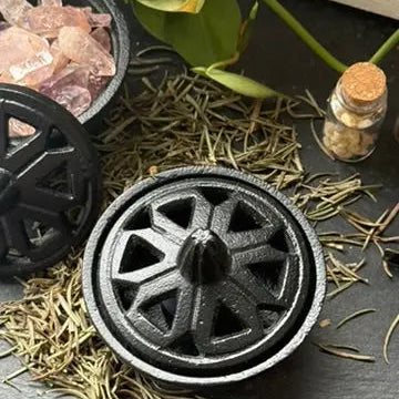 Cut-out Cast Iron With Lid The Spiritual Toolbox