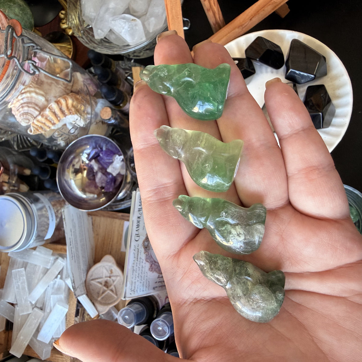 Fluorite - Wolf Carving