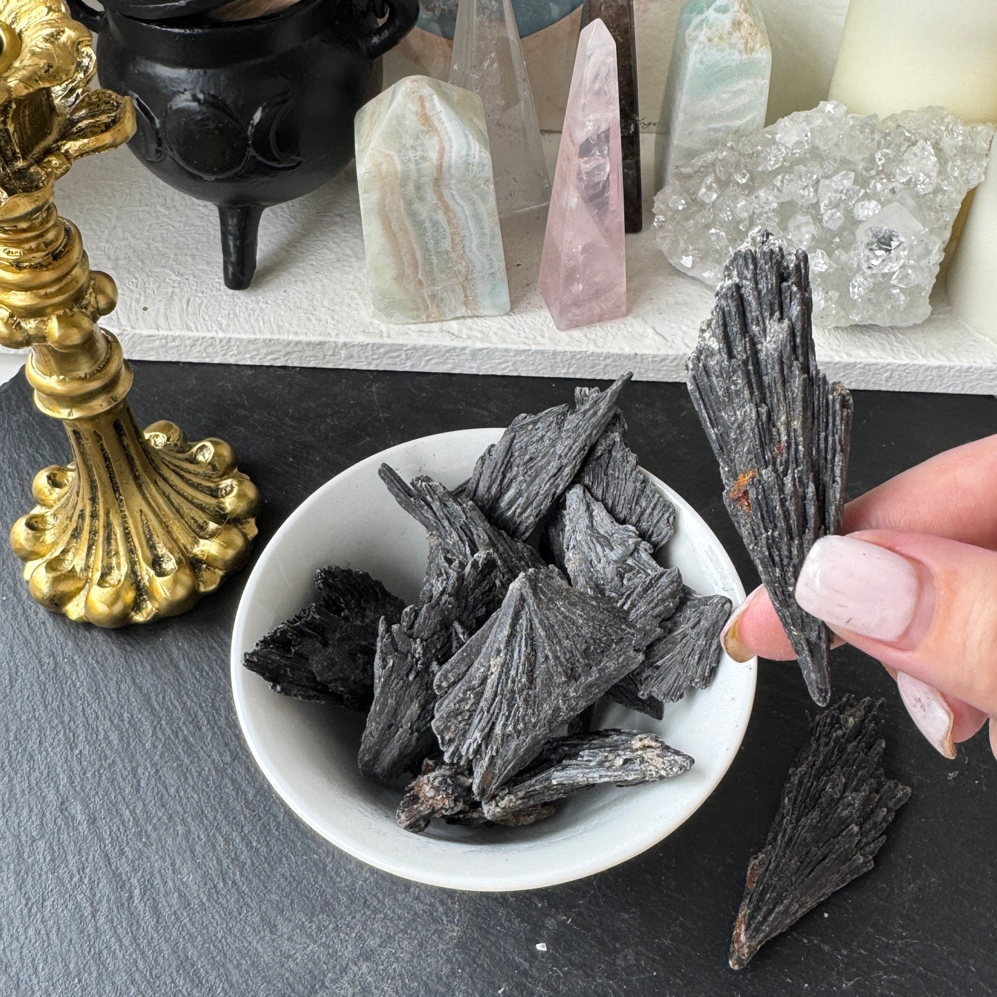 Black Kyanite  | Raw Blades