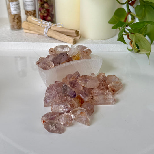 Light Amethyst Points | Addictions - Protection - Intuition